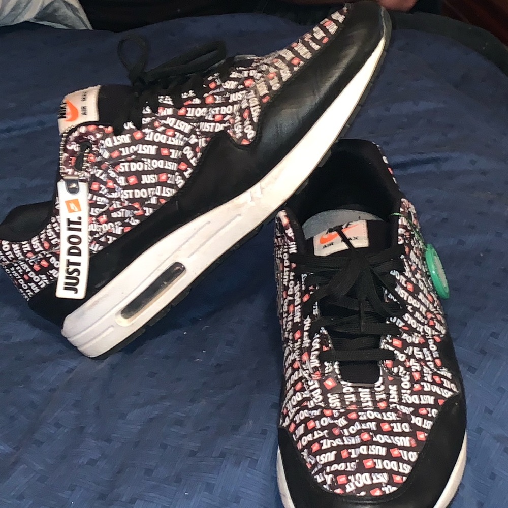 New Nike Just Do It Mens Air Maxes